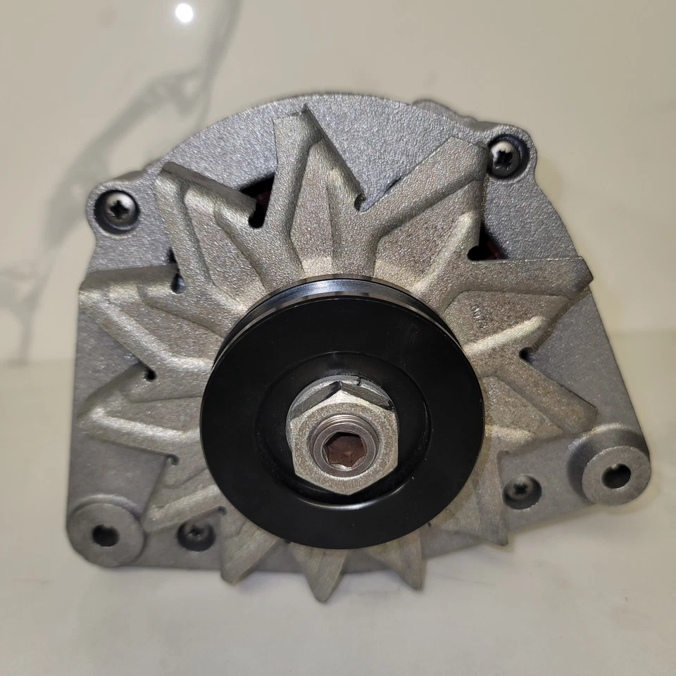 1987 to 1991 BMW 325i   6 Cylinder 2.5 Liter Engine   90AMP Alternator - Image 4 of 4