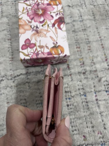 Estuche para tarjetas Gucci GG Flora de cuero de lona rosa $380 - Imagen 4 de 10