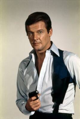 Roger Moore James Bond The Saint Studio Photo Poster Framing Print 8 x 10