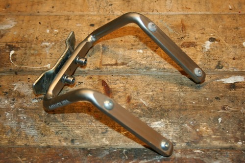 Minoura Rear Mount Saddle-Rail Bracket for Two Water Bottle Cages Triathlon Bike - 第 3/10 張圖片