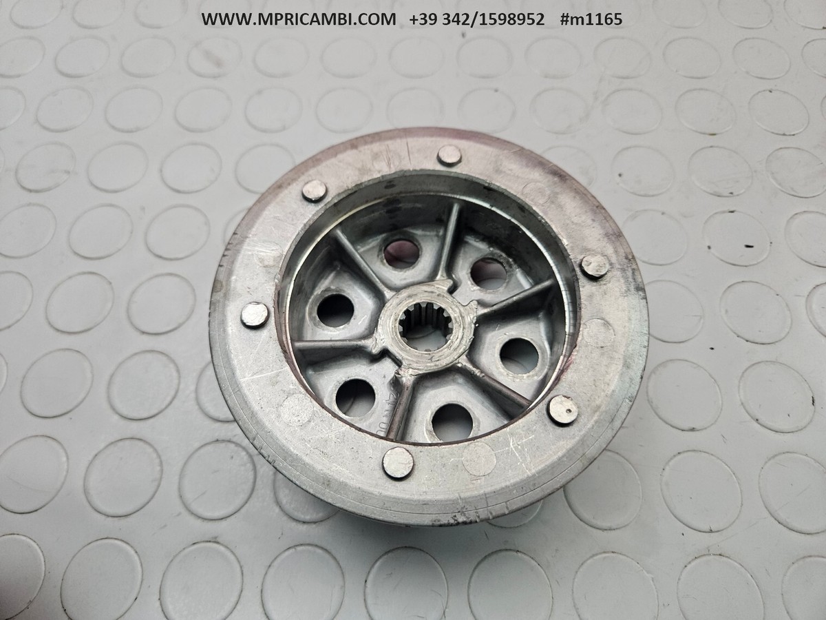 1987 Yamaha YZ 125 2T 2HG BOSS Clutch Center 1LX-16371-00-00 | YZ125