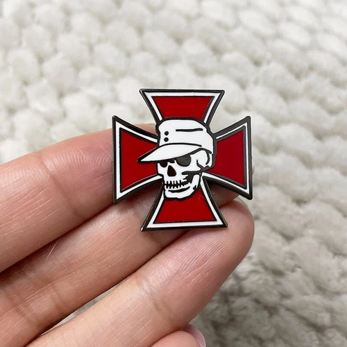 WW1 German Skull Cross Badge Replica Enamel Pin Military Badge