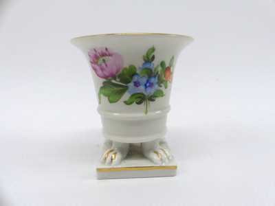 Kleine Porzellan Vase von Herend Ungarn 7,5 cm Motiv Blumen und Goldrand