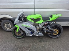 Kawasaki Zx10 2015 race bike