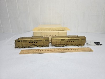 Hallmark Models HO Scale Brass EMD FT A & B Diesel Locomotive Runs Read Desc.