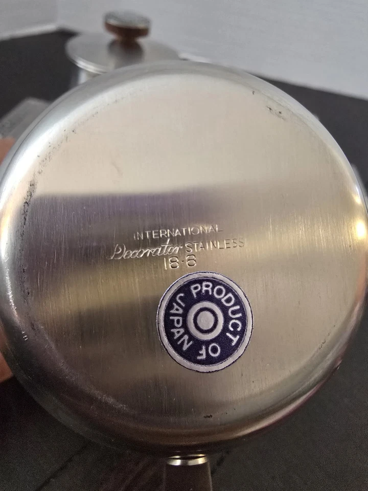 Azucarero, crema y bandeja vintage International Decantor de acero inoxidable 18-8 Foto 3 de 4