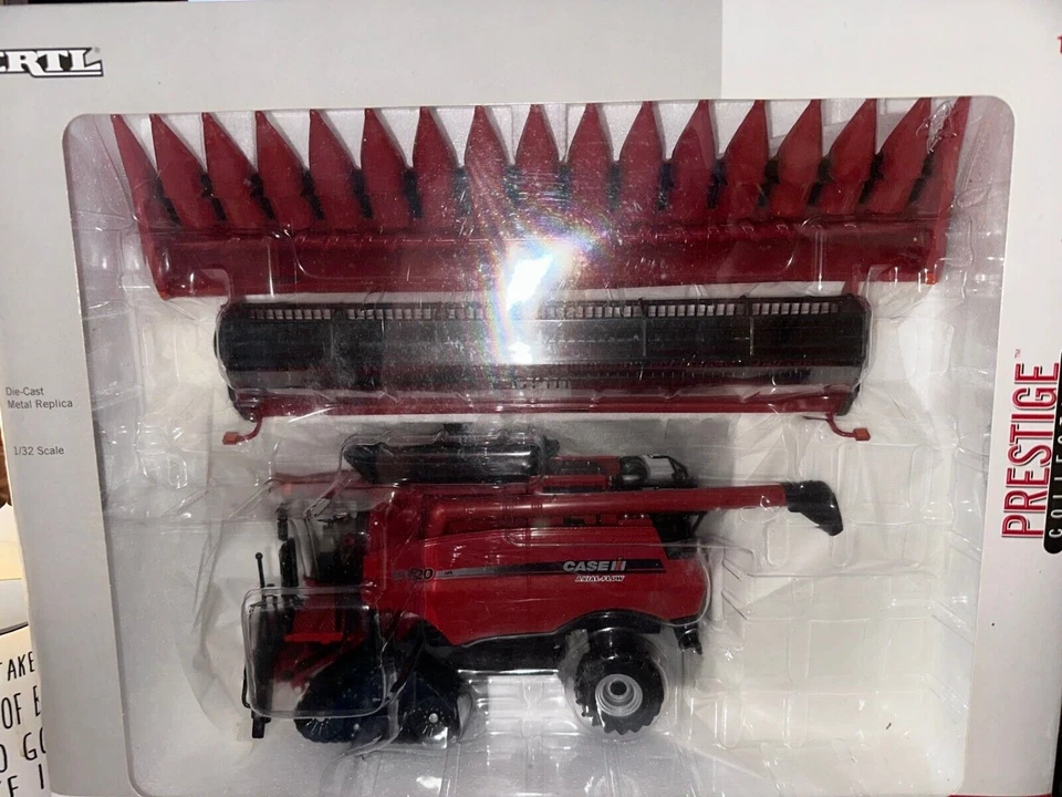 Ertl 1/32 Case IH 9120 Combine w/tracks Ertl Prestige Collection #14640 #6 - Image 2 of 2