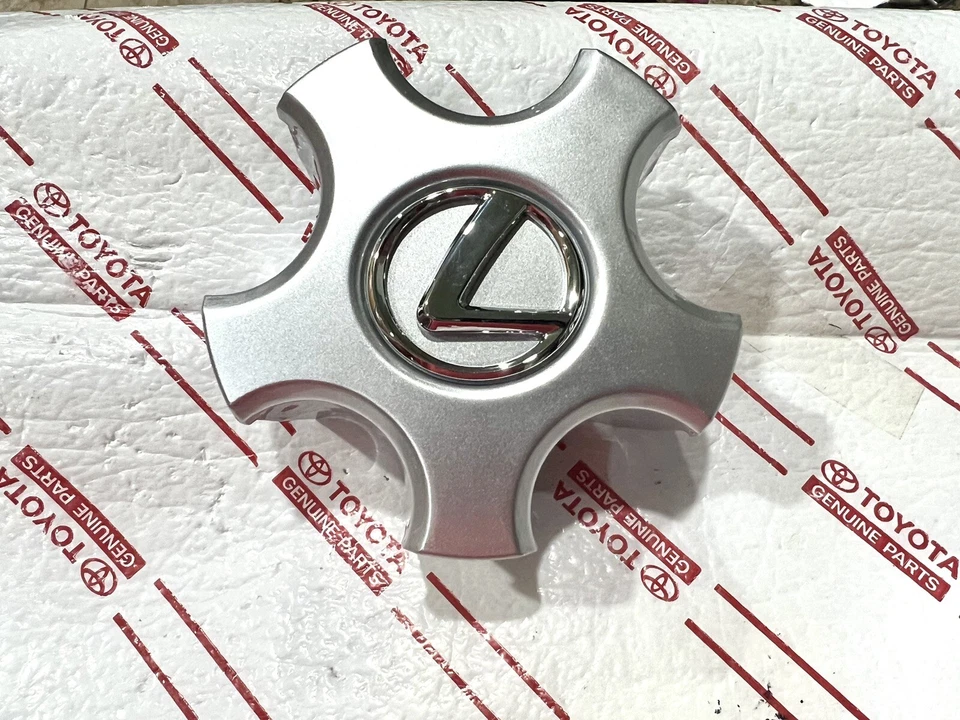 *NUEVA TAPA CENTRAL DE RUEDA LEXUS LS430 OEM con TAPAS PLATEADAS CROMADAS "L" 2001-2006 NUEVO Foto 2 de 4