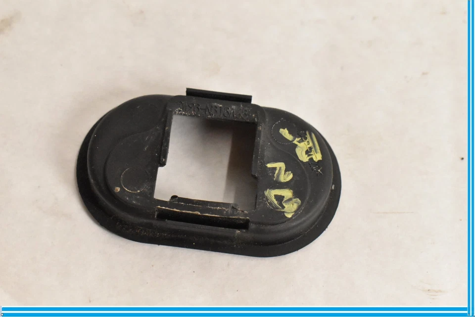 Jaguar XJ XJL 2010-2015 maletero trasero gancho de carga bota amarre soporte de montaje OEM Foto 3 de 4