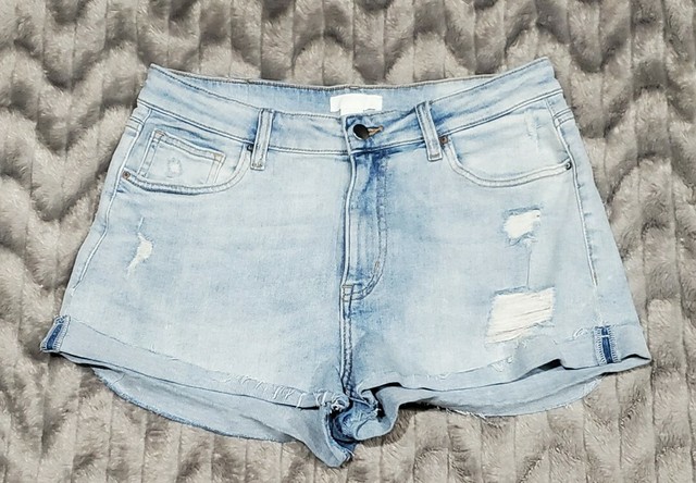 h and m booty shorts