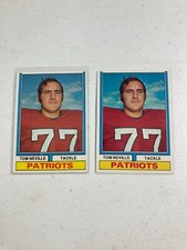 1974 Topps Football #77 tom neville patriots 2 cards