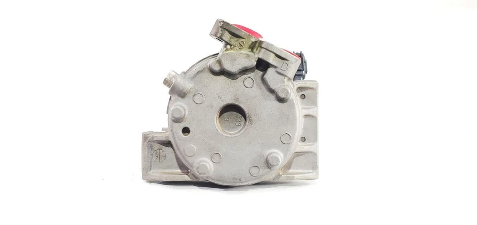 2012 2020 Nissan NV3500 2500 HD OEM AC Compressor 5.6L Automatic RWD 92600FE0C - Image 2 of 4