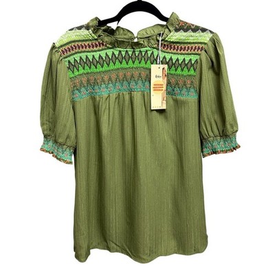NWT-XL-Dokotoo Green Smocked Embroidered Puff Sleeve Top