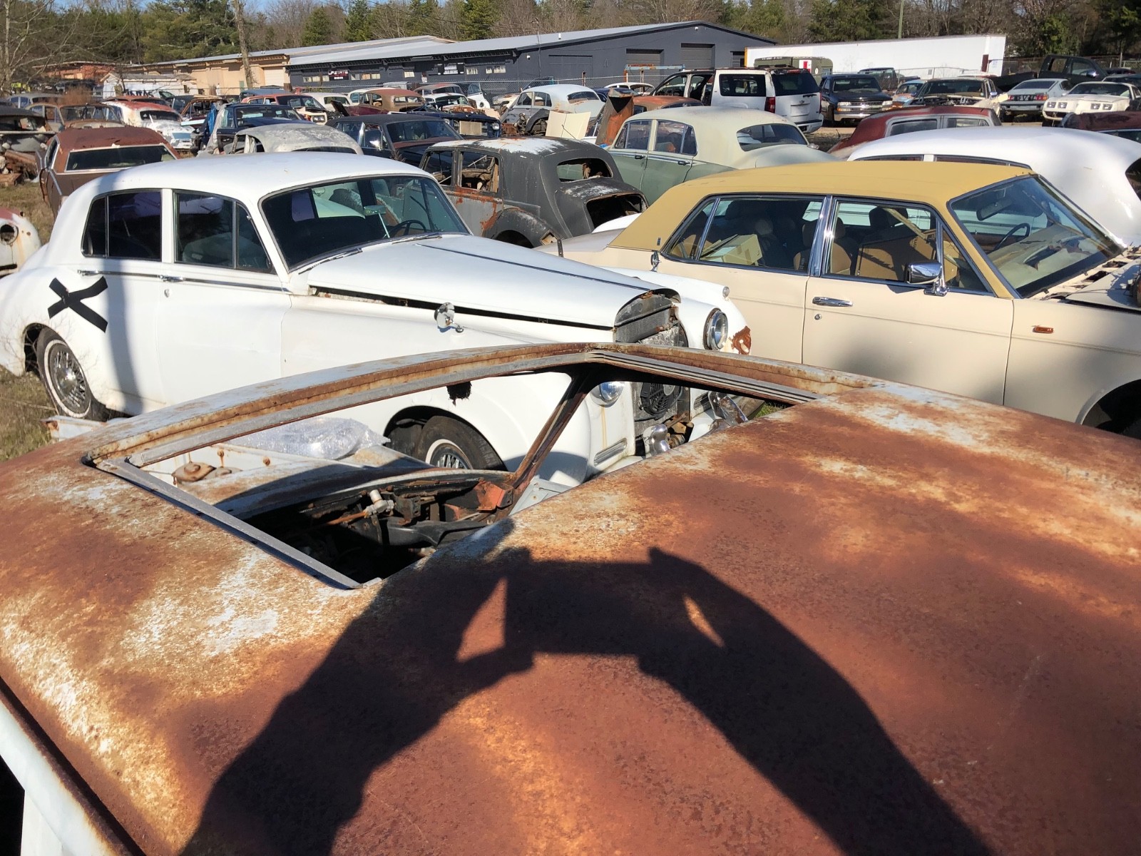 LHD ROLLS ROYCE CLOUD BENTLEY 1955 TO 65 DOOR BRACKET. WORLDS LARGEST INVENTORY