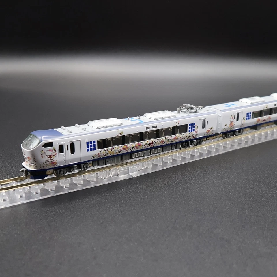 Tomix 97208 - 281 'Haruka' (Hello Kitty/Ouigi Livery - 3-Car Add-on Set)- Spur N