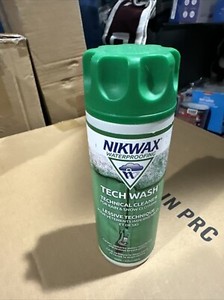 Tech Wash , Green ,10 fl. oz.