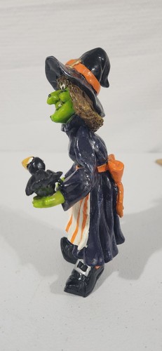 Vtg Witch Monster Holding Black Bird 8” Halloween Figure Decoration - Picture 5 of 9