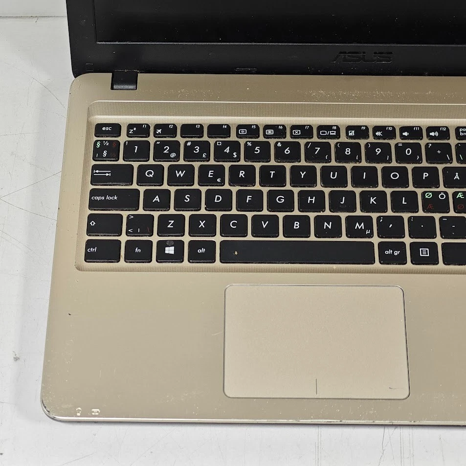 ASUS X540YA-DM075T Laptop – AMD A8-7410 Radeon R5 8GB RAM - Image 2 of 4