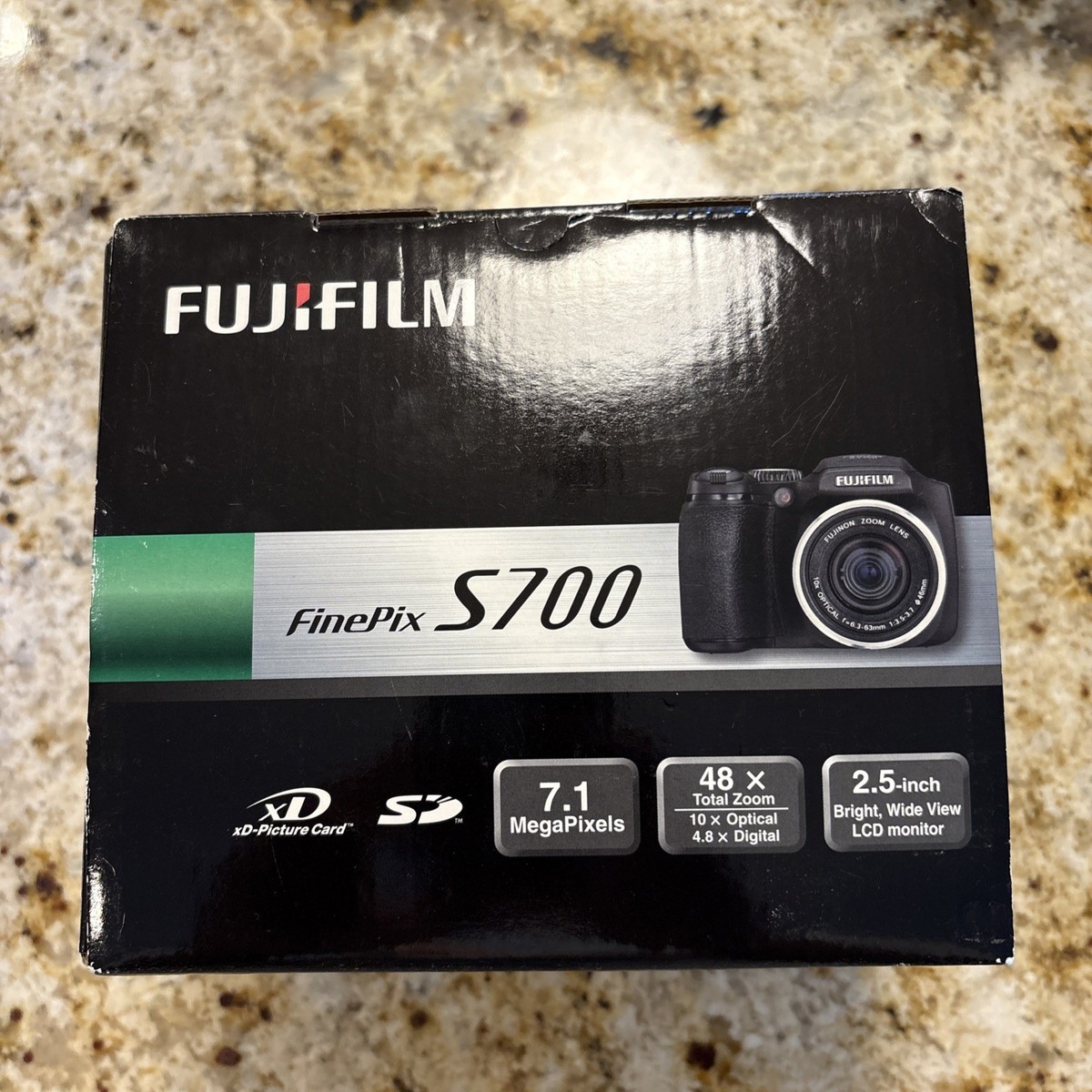 Fujifilm FinePix S Series S700 Digital Camera Black for