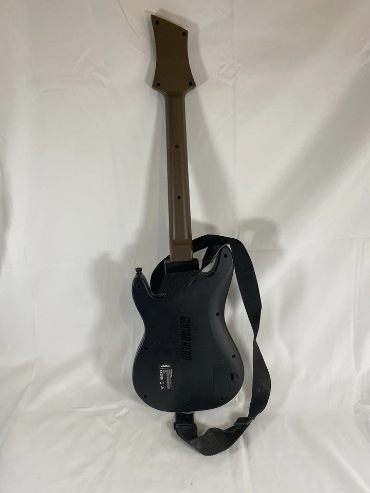 Guitar Hero Live Guitar Controller PS3 PS4 Xbox One 360 Wii U No Dongle Tested - Image 2 of 3
