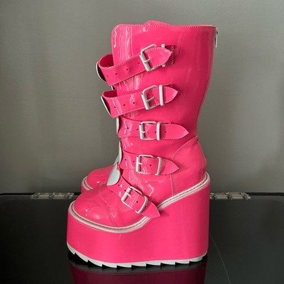 YRU Boots Womens 7 Pink Patent Leather Platform Y2K Kawaii Statement Dune Heart