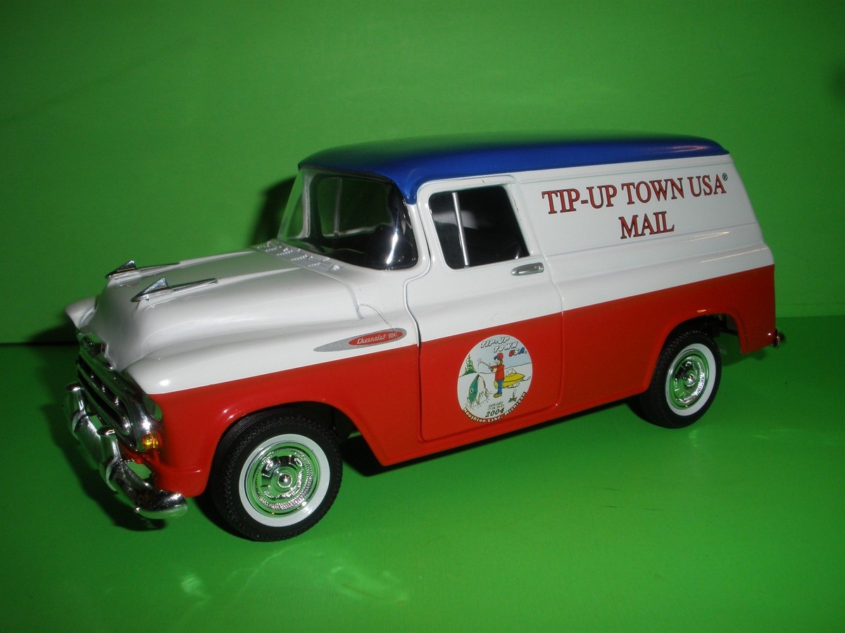 US MAIL USPS POST OFFICE 1957 CHEVROLET PANEL VAN SpecCast 1:25
