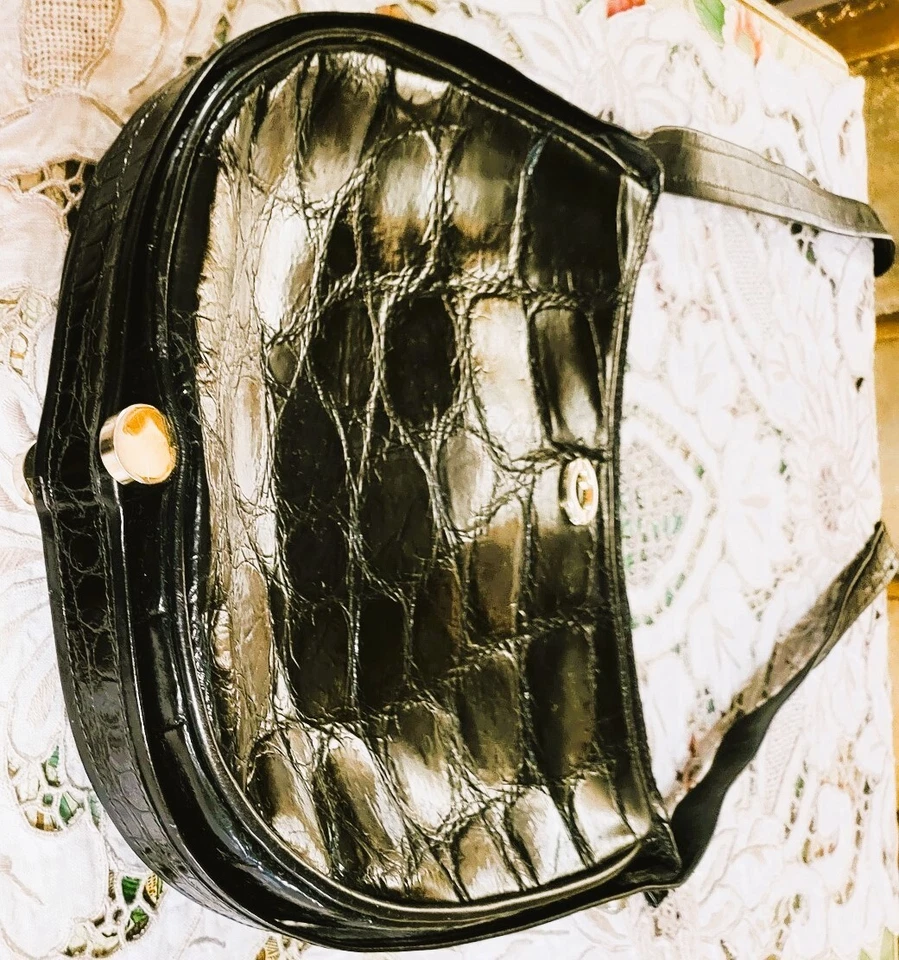 Vintage 1980s Genuine Crocodile Handbag in black color by OLOP, Milano, Italy. - Image 4 of 4