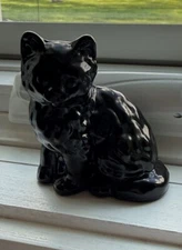 Mosser Glass USA Fluffy Kitty Kitten Sitting Cat Figurine - Color: BLACK