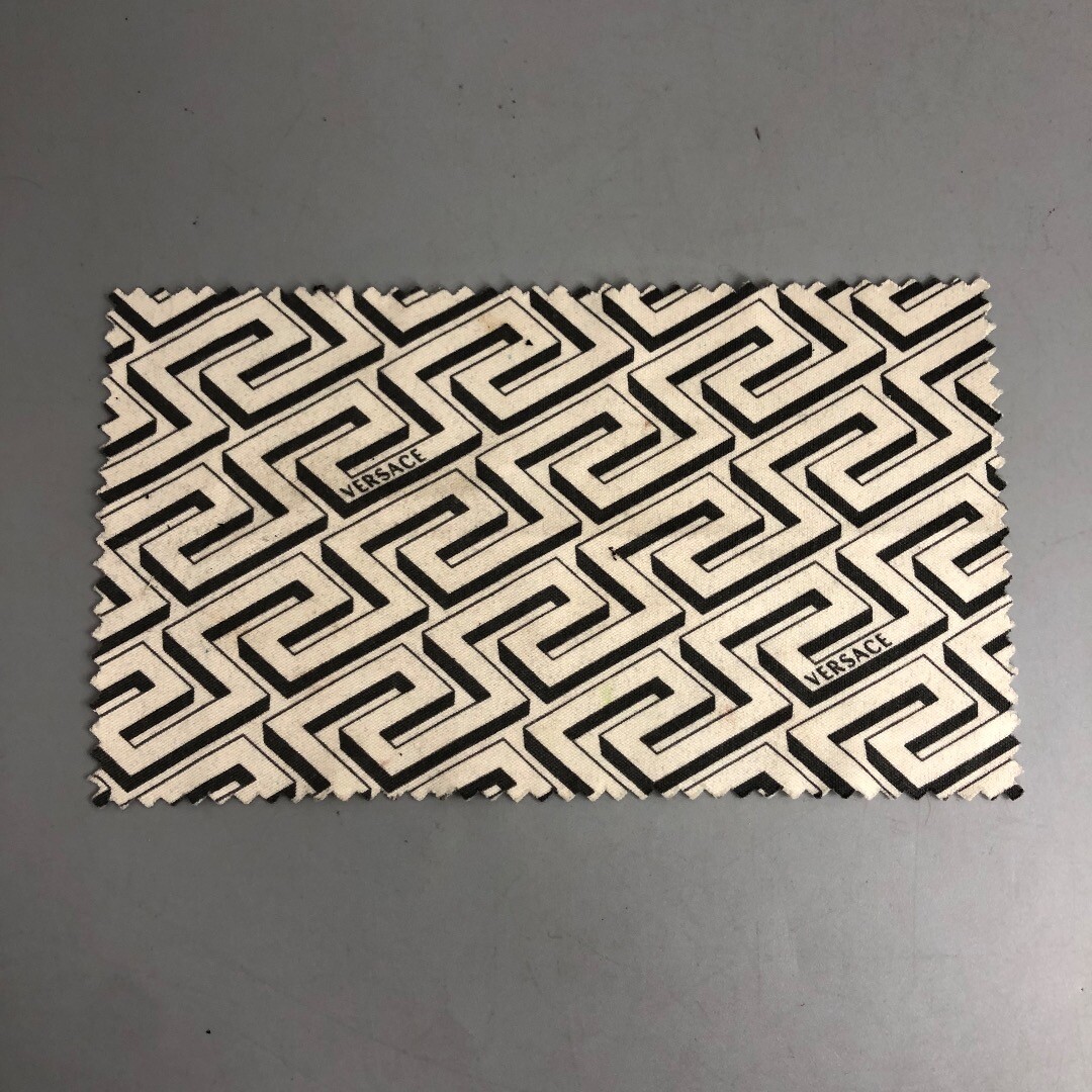 Versace 4063B Women Sunglasses Black Tinted Lens + Case / Cleaning