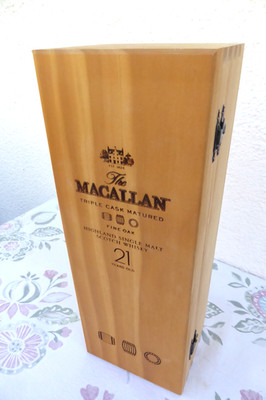 Macallan Fine Oak 21 Years Old Triple Cask Matured