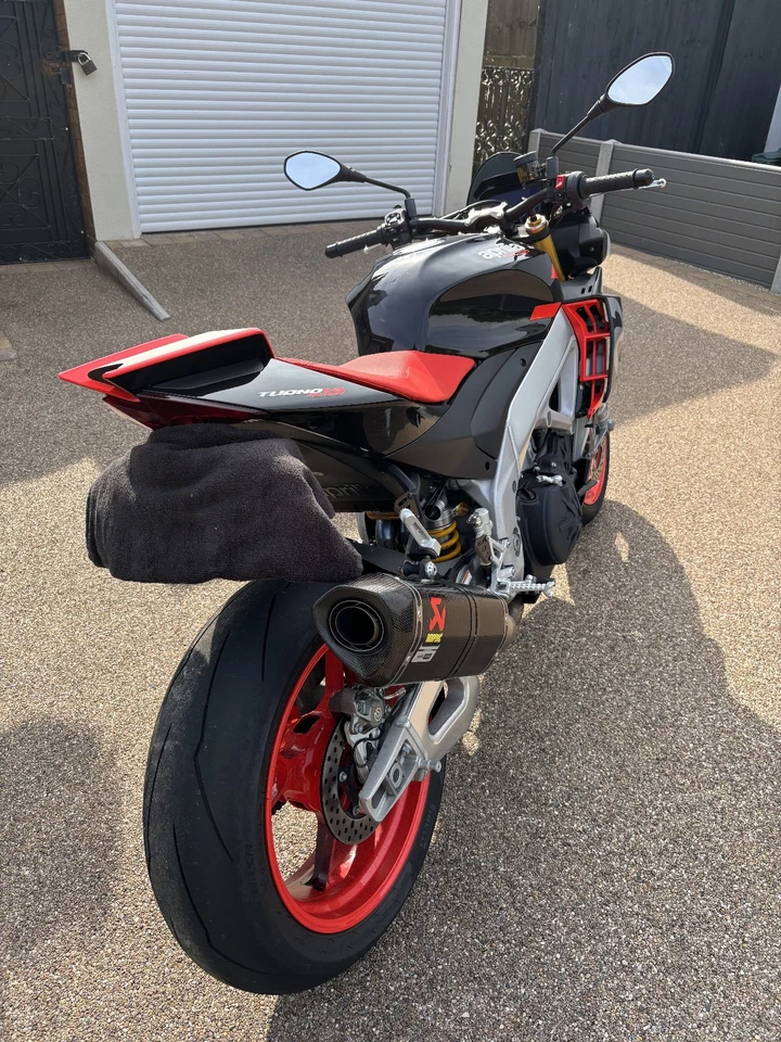 Aprilia Tuono V4 1100 factory - Image 4 of 4