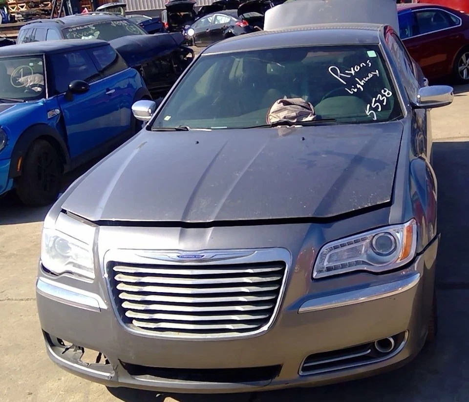 11 2012 13 14-20 Dodge Journey Passenger RH Sun Visor in Black w/ Illumination Foto 2 de 4