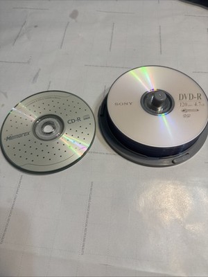 Mix Of 25 x SONY 20xDVD-R & MEMOREX 5 CD-R Recordable Disc