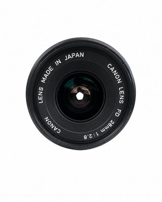 Canon New FD nFD 28mm f/2.8 Weitwinkelobjektiv