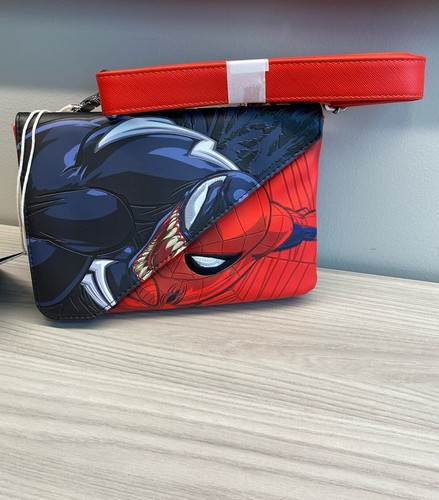 Bandolera Loungefly Marvel Spider-Man Venom Split - Imagen 2 de 11