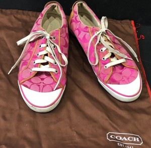 coach pink tennis shoes