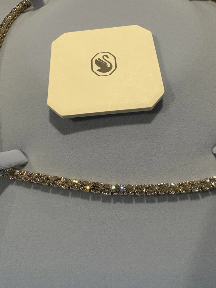 Swarovski - Collar Tenis Matrix - Corte Redondo, Amarillo, Chapado en Dorado-Talla: M Foto 2 de 4