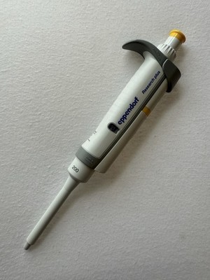 Eppendorf Research Plus ~ 200 ~ 20-200ul ~ Single Channel ~ Calibrated