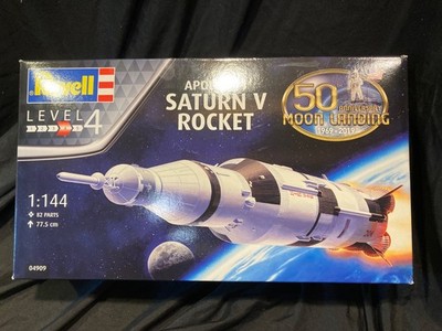 Revell Apollo 11 Saturn V Rocket 1:144 Kit 04909 original sealed
