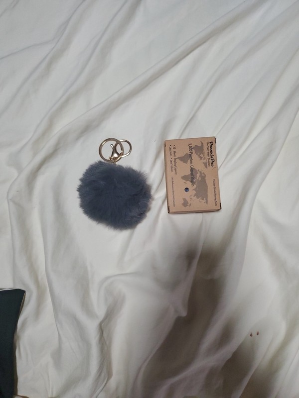 Box Of 5,000 Black Staples + Tribble Keychain + Earrings 