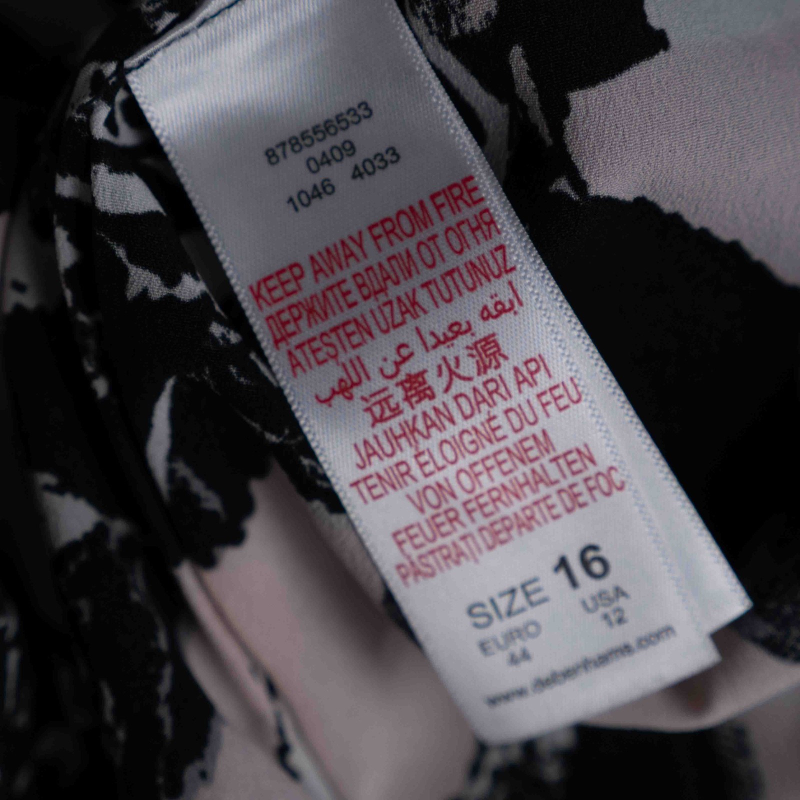 Red Herring Black Floral Size 16 Short Sleeve Top Pre-Owned image 6