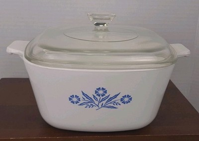 Vintage Corning Ware P 1 3/4 B with Pyrex A 7 C Glass Lid Blue Cornflower