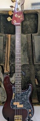 Fender USA Precision E0 Serial
