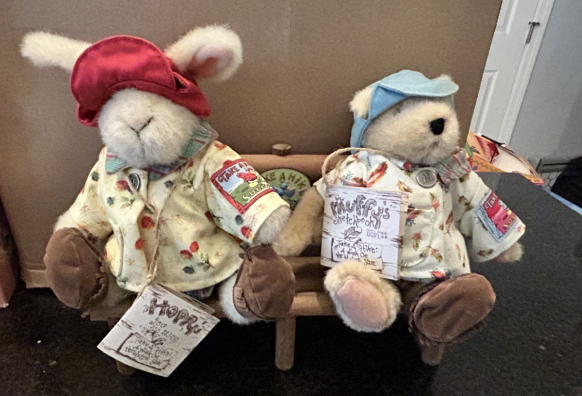 Muffy VanderBear Hoppy & Muffy Bench Set Take A Hike on the Wylde