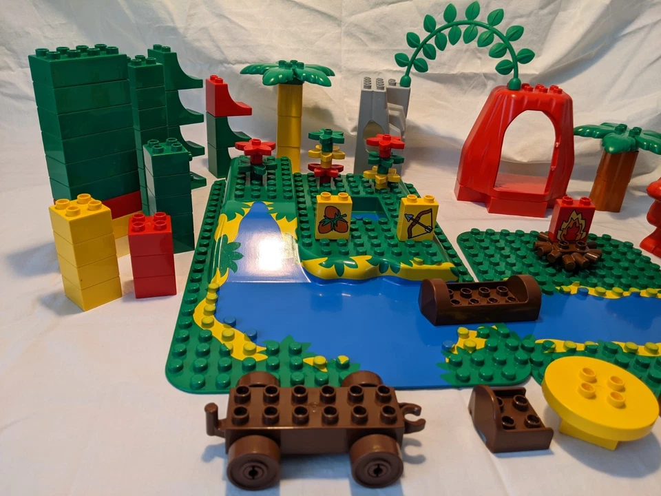 LEGO Duplo- Dino World. 2604 Incomplete Set – No Box/Manual, Extras Included - Image 4 of 4