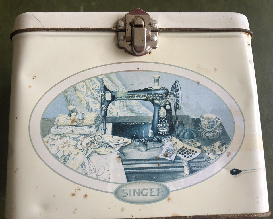 Vintage 1940's Singer Sewing Machine Accessory Box with lid, white and blue eBay