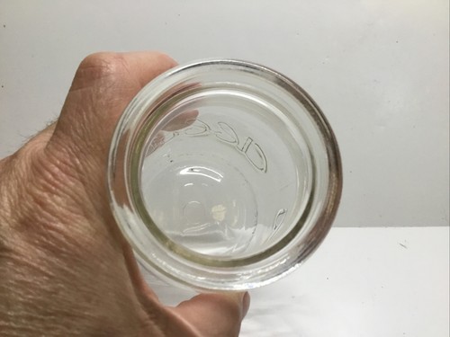 Embossed Abbotts Dairies One Pint Cream / Milk Bottle. New Jersey. - Picture 3 of 4