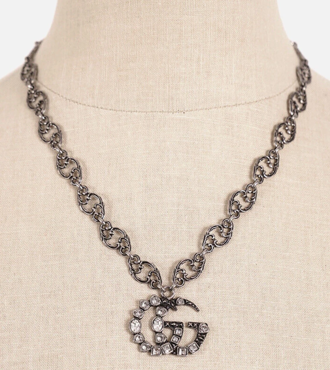 COLLIER NEUF GUCCI Palladium vieilli CRYSTAL DOUBLE GG finition argent vieilli neuf dans sa boîte