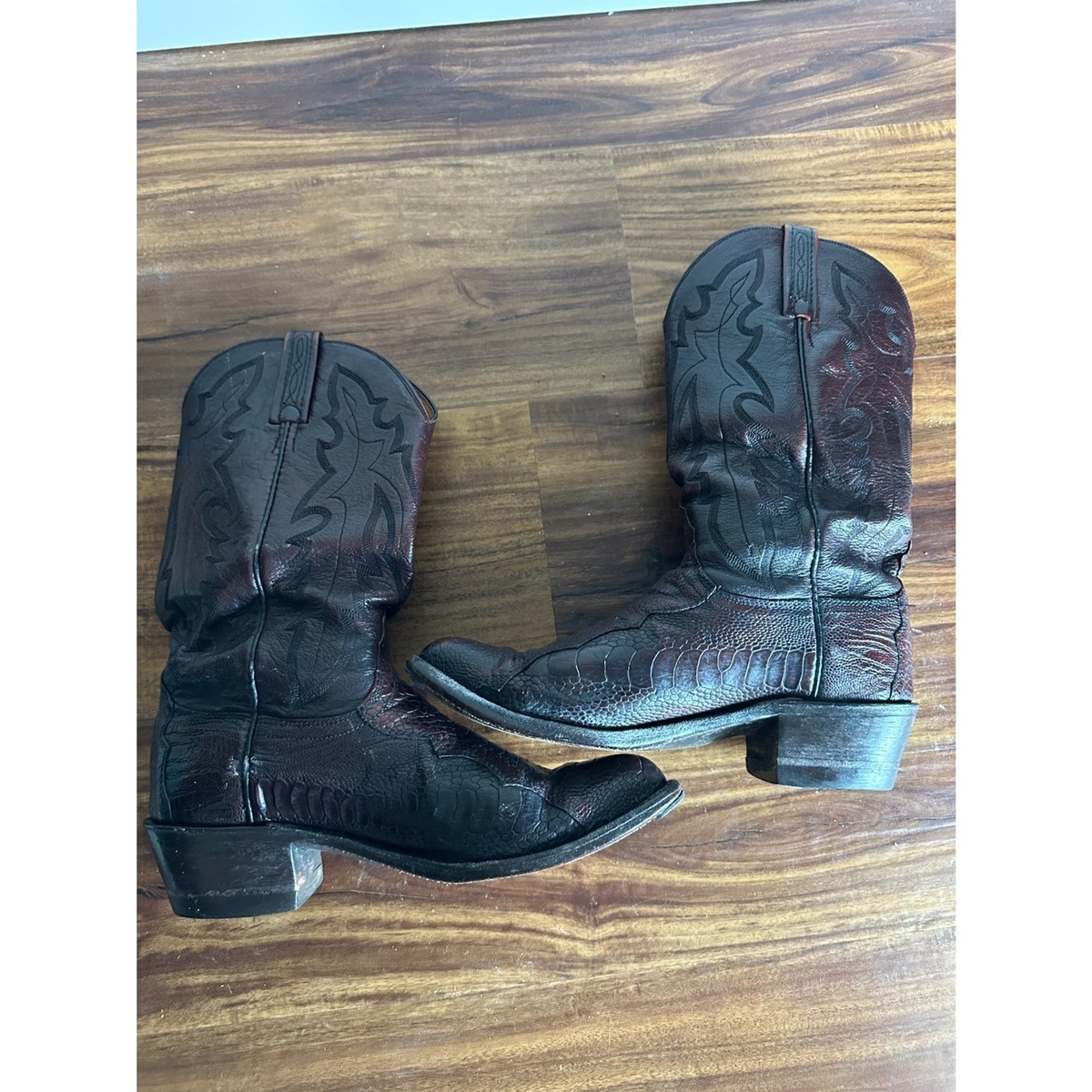 ルケーシー 1883 N106354 オーストリッチ Lucchese 1883 Exotic Burnished Ostrich Leg Black Cherry Rare