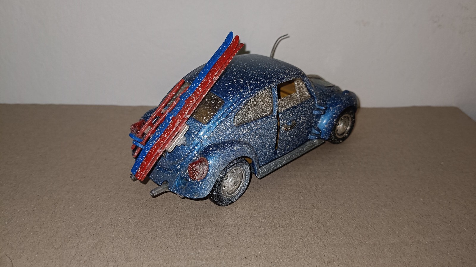 Foto 3 di 6
